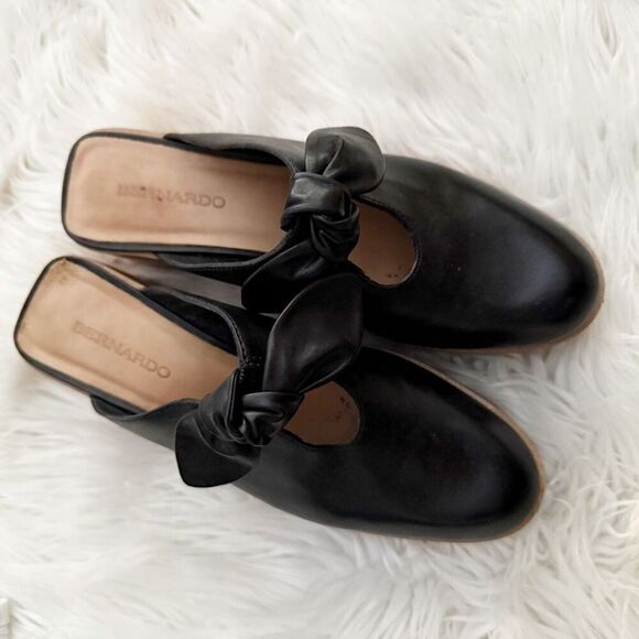 BERNARDO x NORDSTROM | Sadie Mule Clog Slide On Bow Clogs Black Brown | Size 9 - Picture 5 of 13